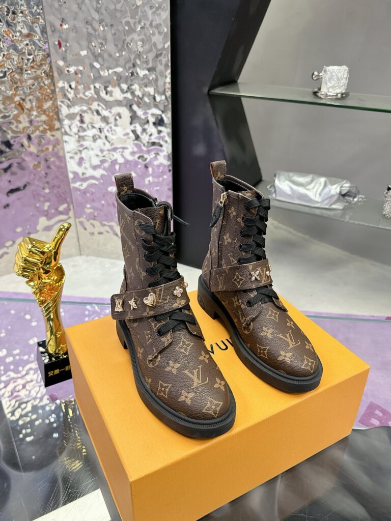 Louis Viutton-Boots-Women-Size36-41