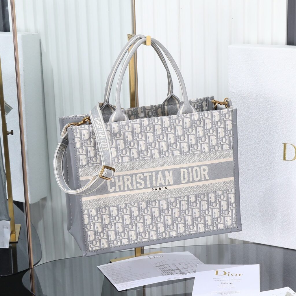 Dior- Book Tote 24