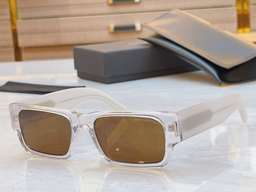 Louis Vuitton-Sunglasses