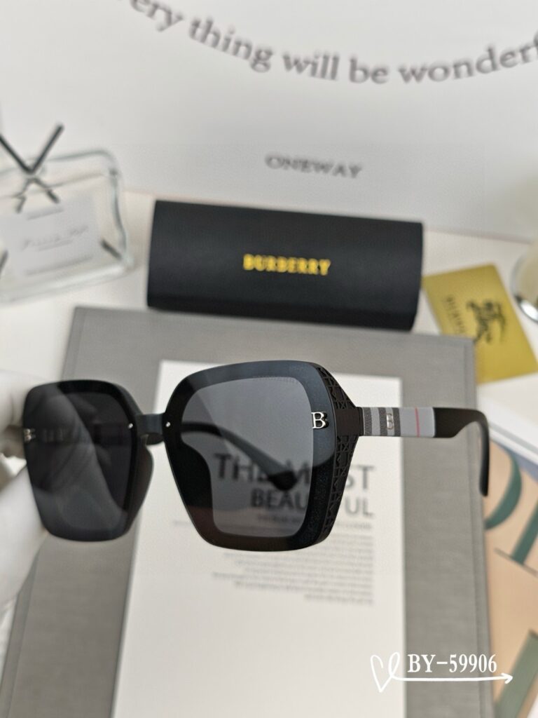 Burberry-Sunglasses