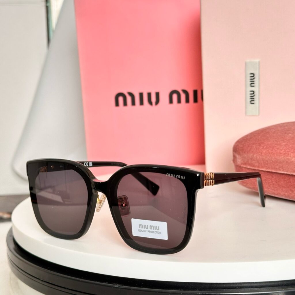 MiuMiu-Sunglasses