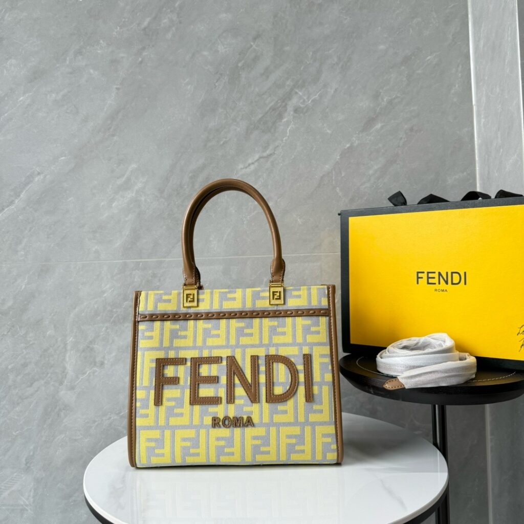 Fendi-peekaboTote-11 color