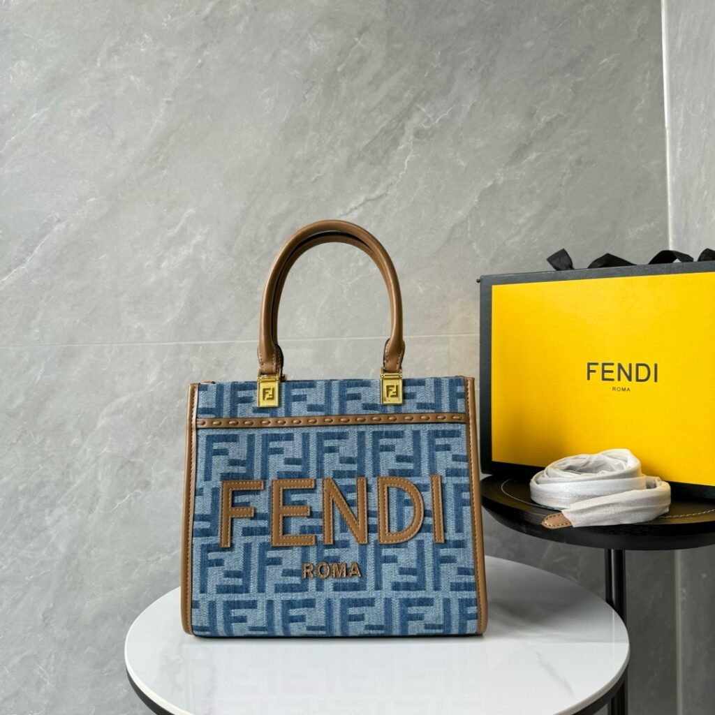 Fendi-peekaboTote