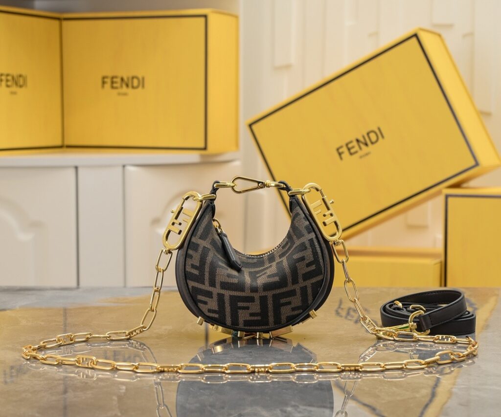 Fendi- Fendigraphy mini with strap/chain-Lambskin