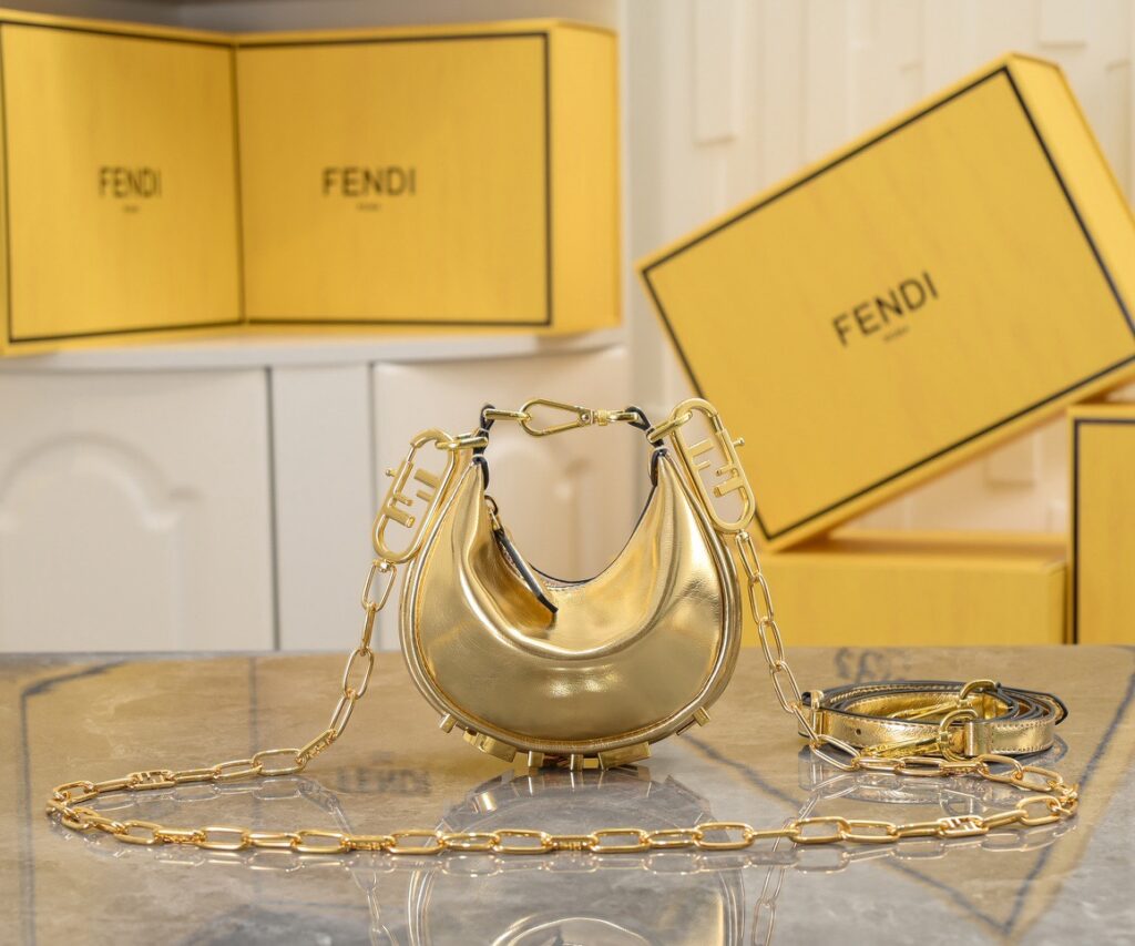 Fendi- Fendigraphy mini with strap/chain-Lambskin