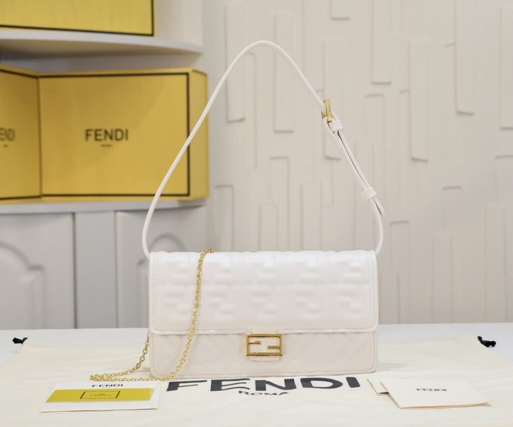 Fendi- Baguette-Lambskin-Small