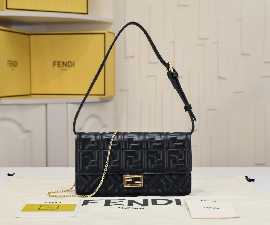 Fendi- Baguette-Lambskin-Small