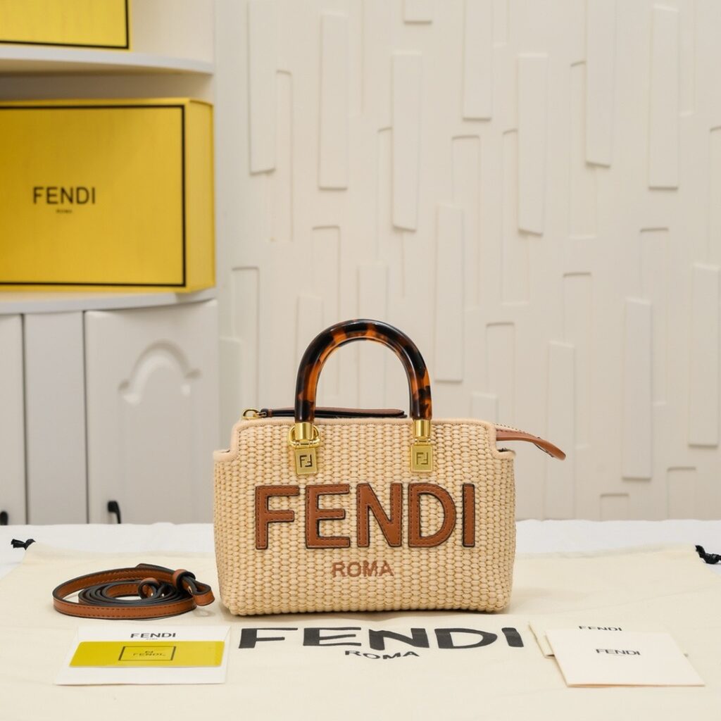 Fendi-By The Way-Cross Body-Straw Bag