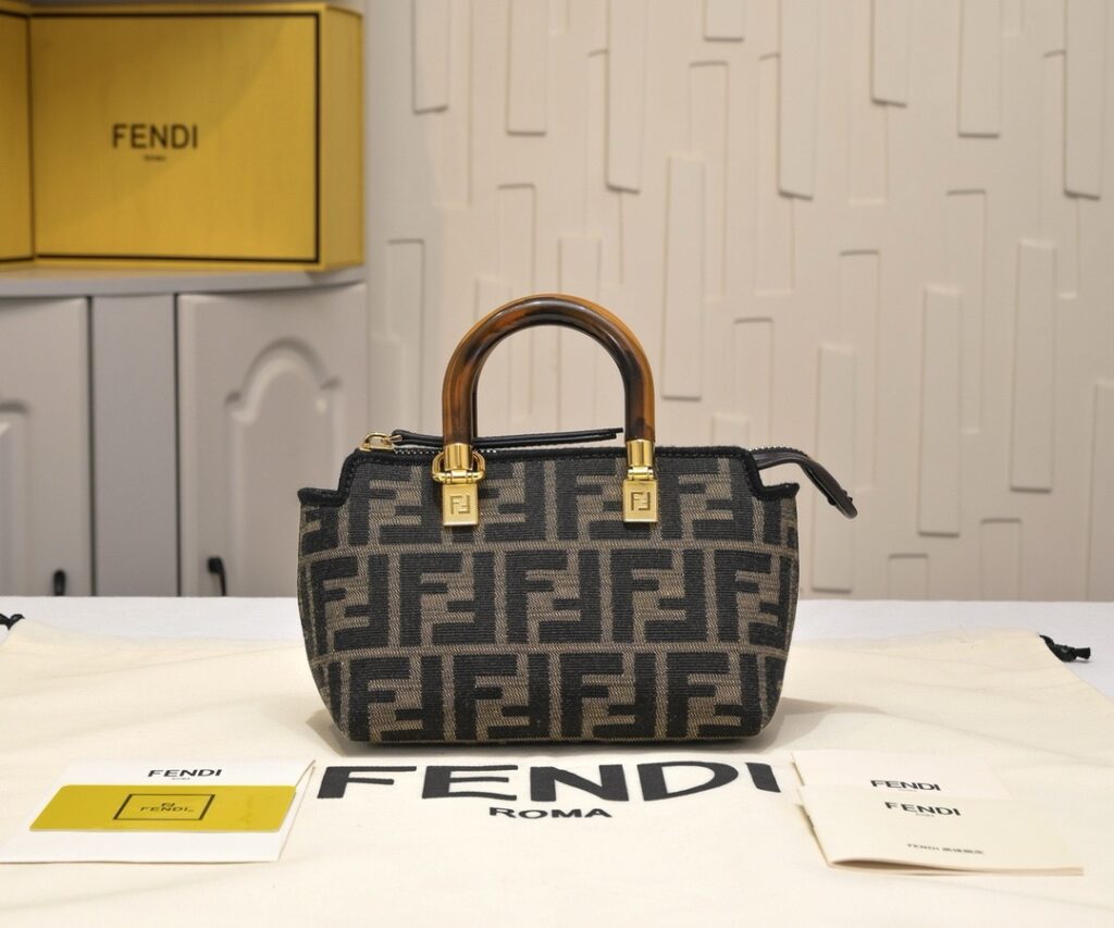Fendi-By The Way-Cross Body-Embroidery