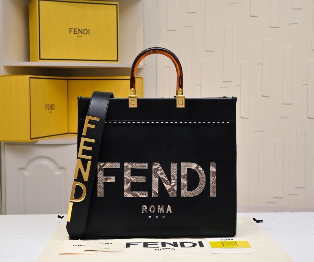 Fendi-Shine Tote-Lambskin-Medium