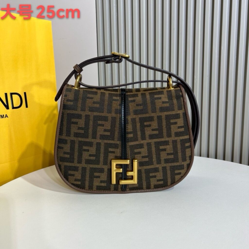 Fendi-Crossbody Bag-Lambskin-Large