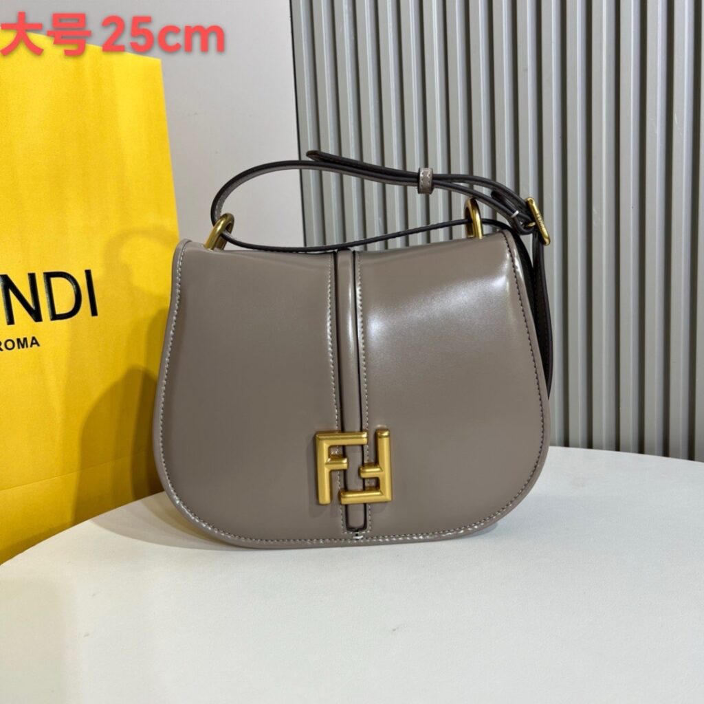 Fendi-Crossbody Bag-Lambskin-Large
