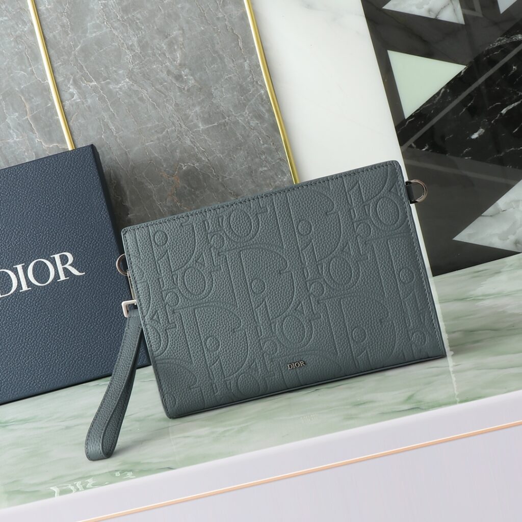 Dior-Gravity -2ESCA483LLG_H830