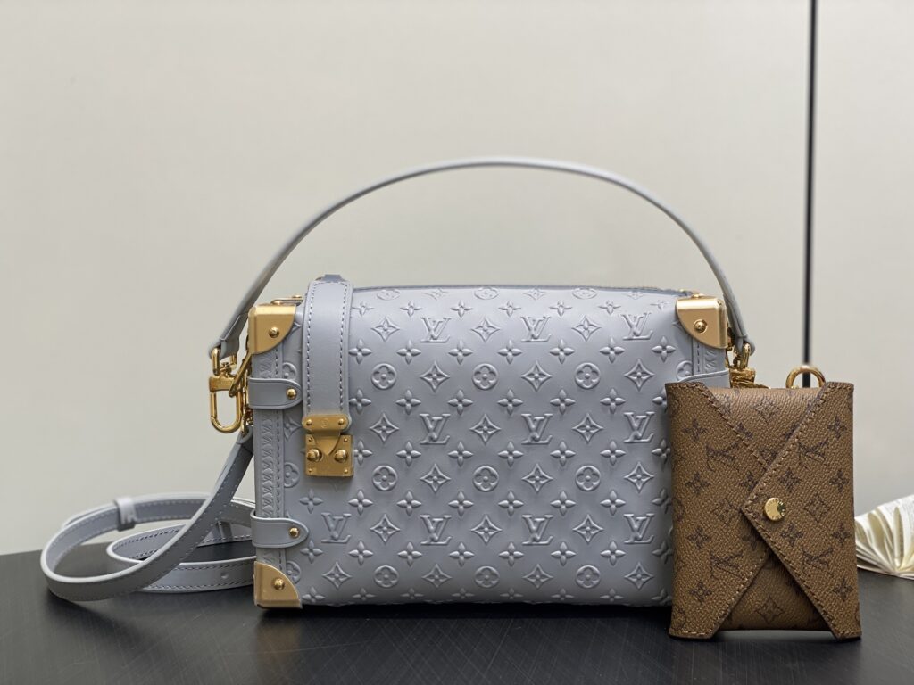 LV-Side Trunk-M25602