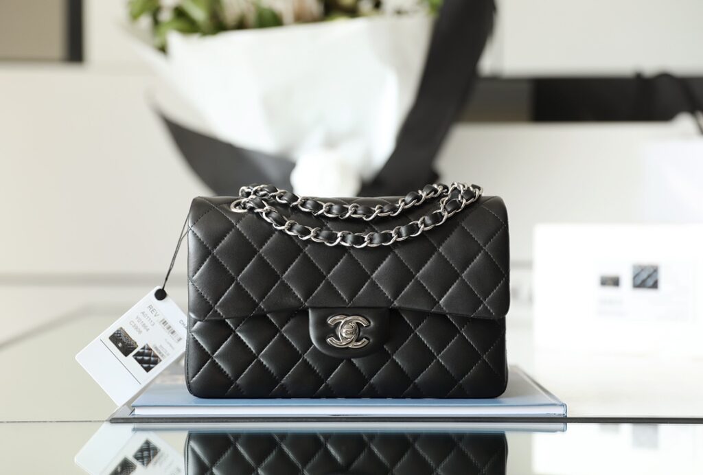 Chanel-Classic Flap-Black-Silver buckle