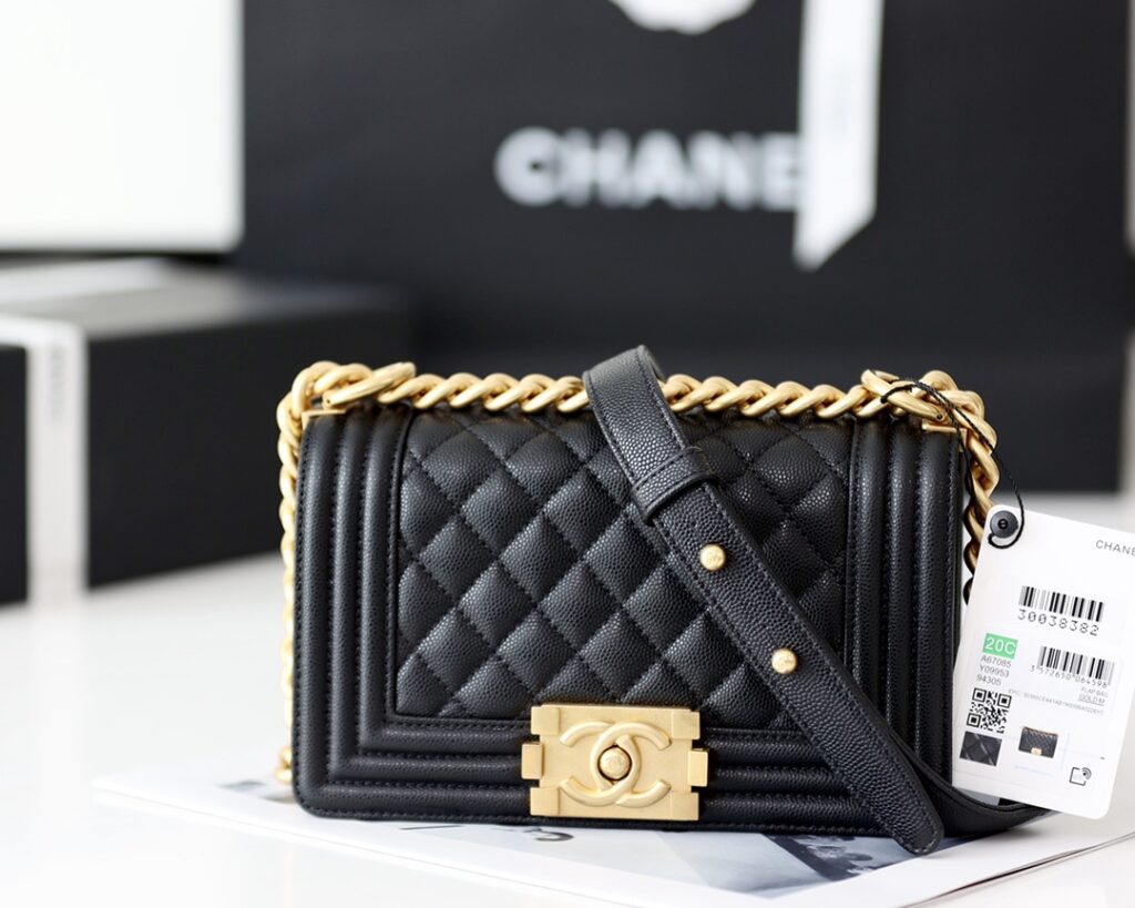 Chanel-Le boy-Gold buckle-Small