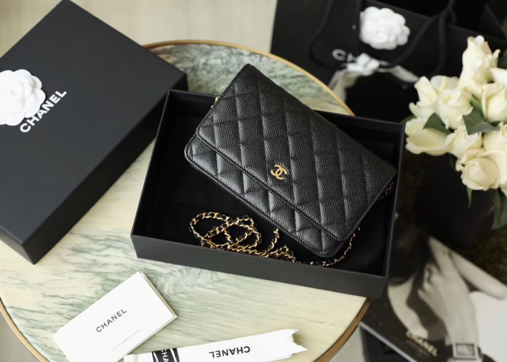 Chanel-Woc-Black-Gold buckle