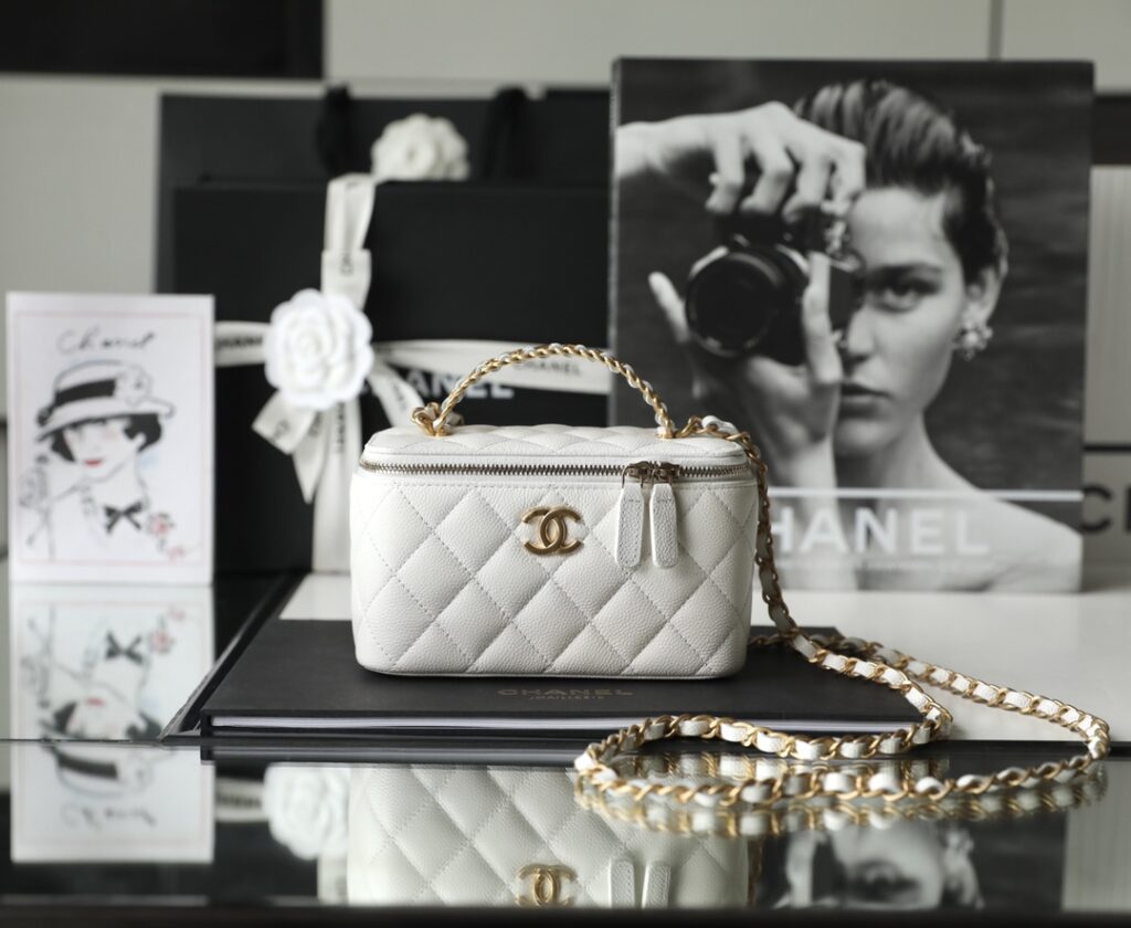 Chanel- 22s-White-Gold buckle