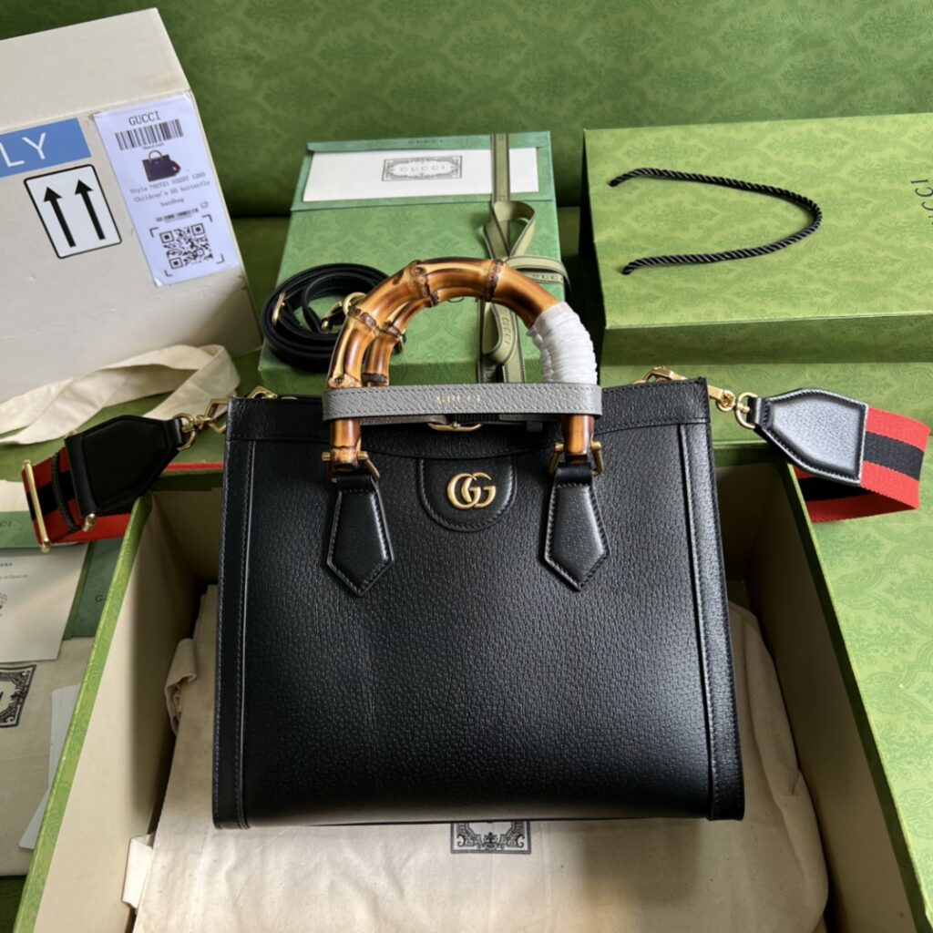 Gucci-Diana-Black-Small Size-660195