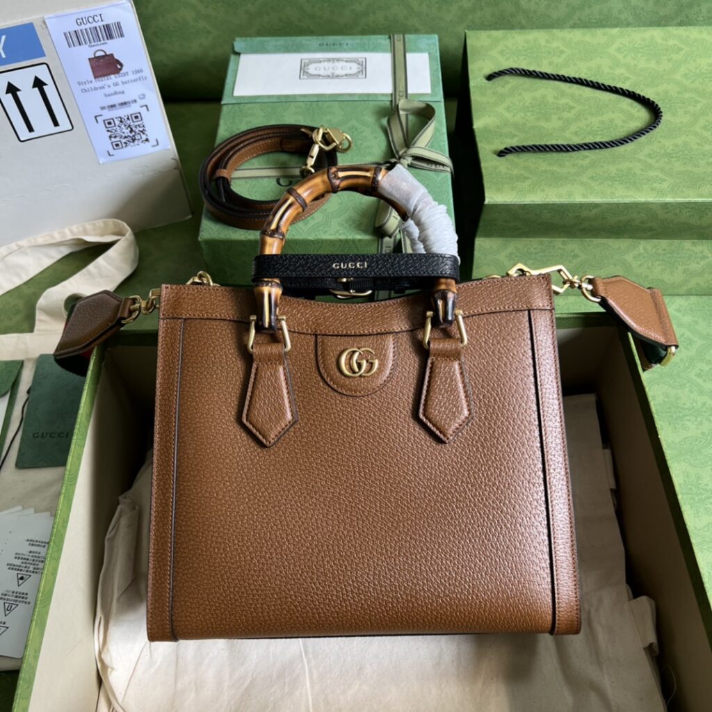 Gucci-Diana-Brown-Small Size-660195