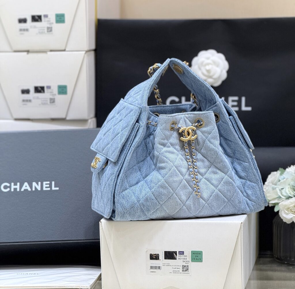 Chanel-25S-Cowboy-Gold buckle-Small