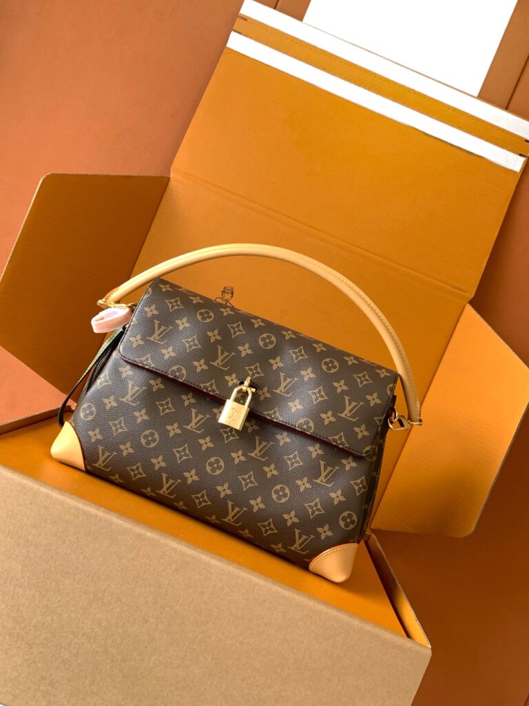 LV-Hide Away-M14473