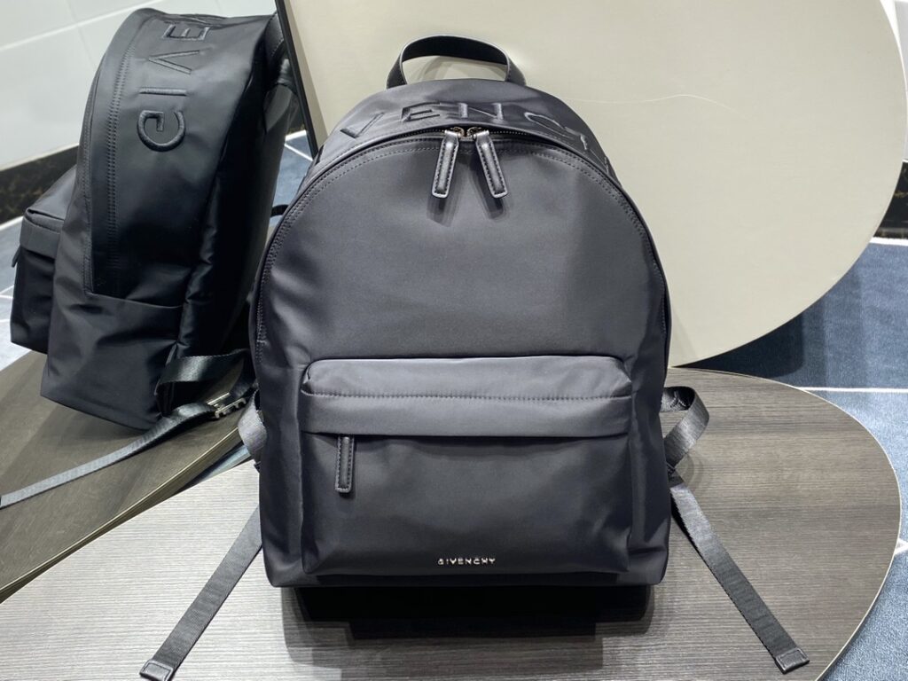 Givenchy- Backpack - black