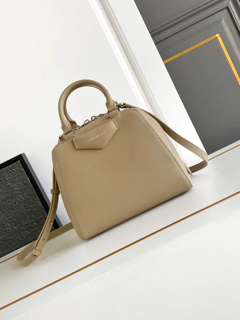 Givenchy-Anyigona Cube-apricot