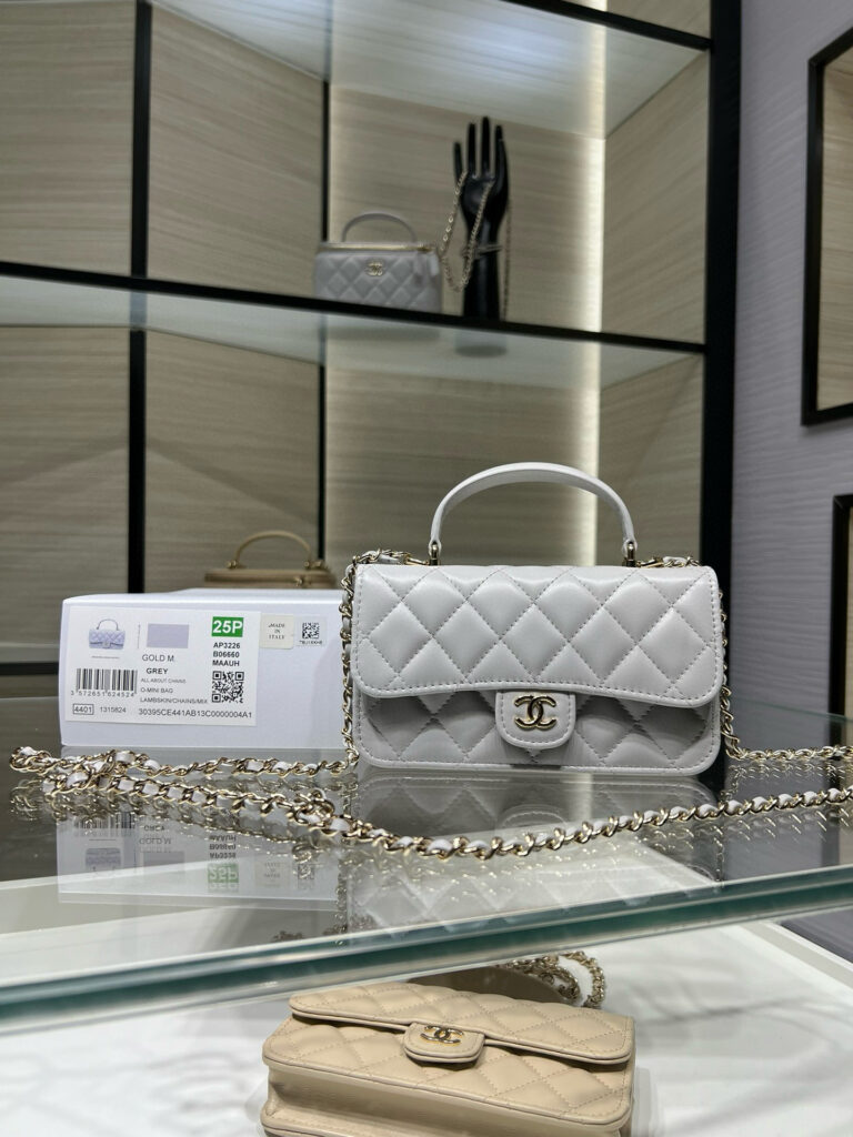 Chanel-24A-AP3226Y-Grey-Gold buckle