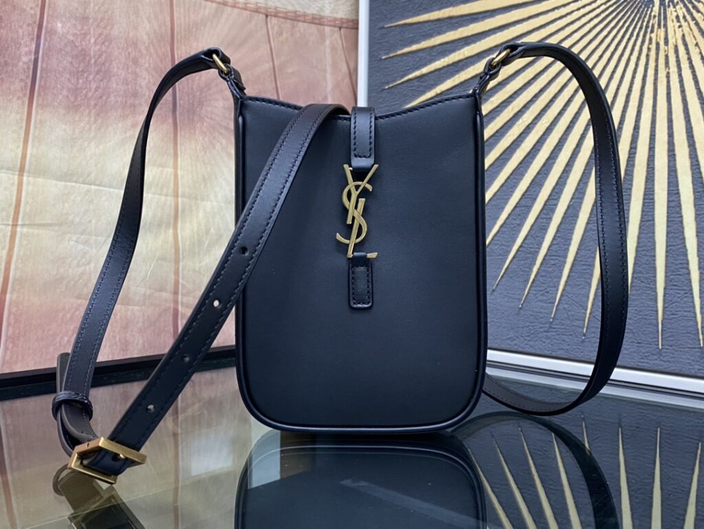 YSL-LE 5A7-Black