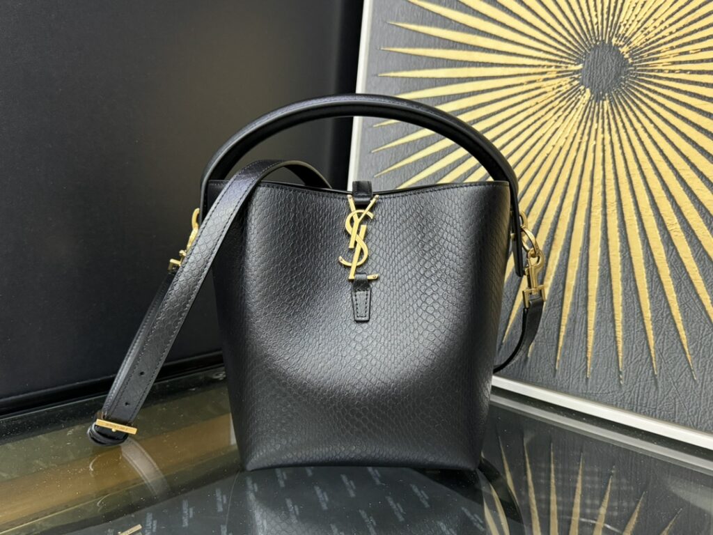 YSL-LE 5A7-Black