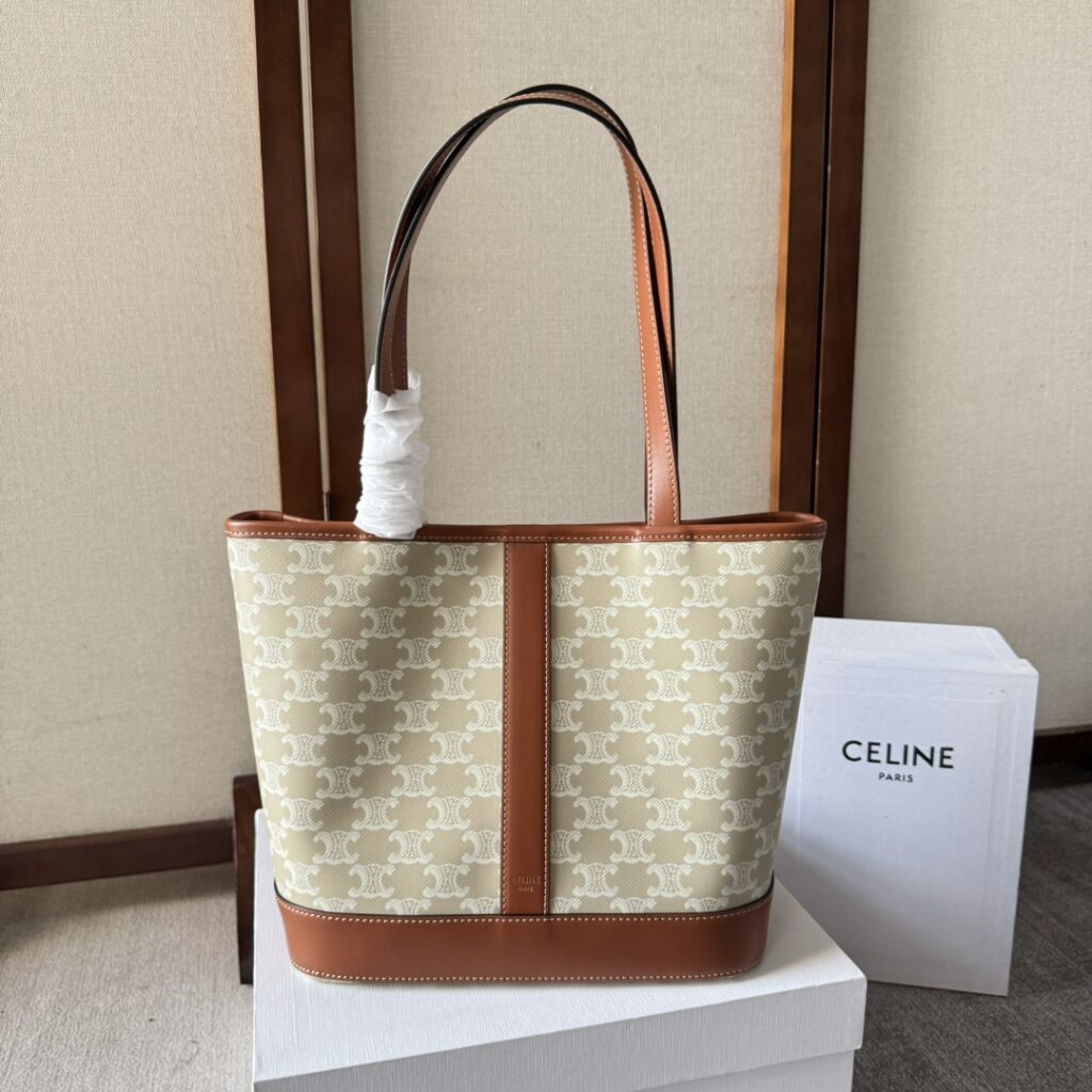 Celine-Cabas-115082