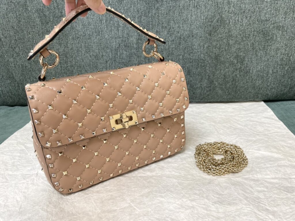 Valentino-Full studded handbag-Medium pink color