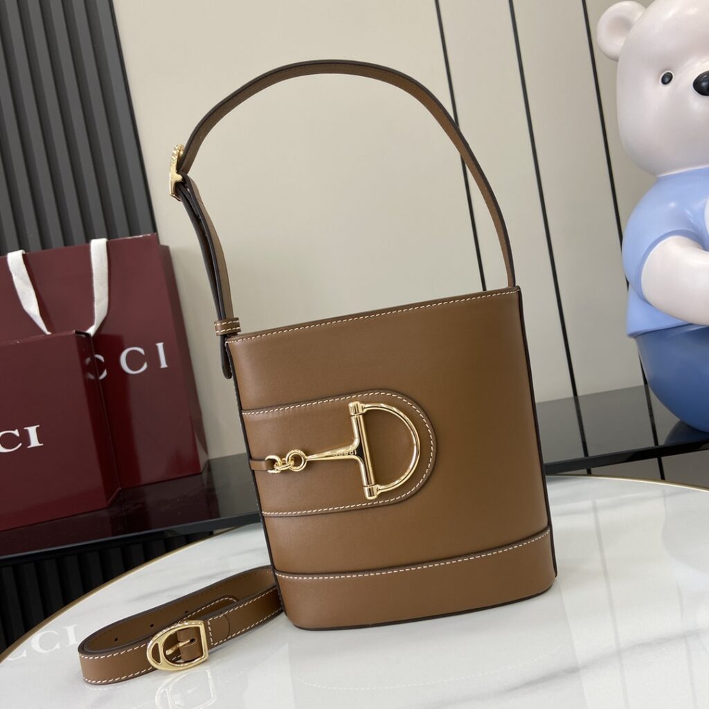Gucci-73-Small Size-Brown smooth leather-833665