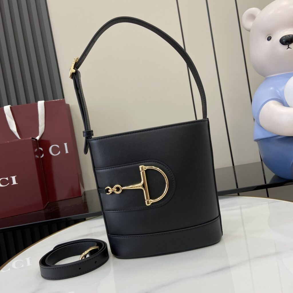 Gucci-73-Small Size-Black-833665