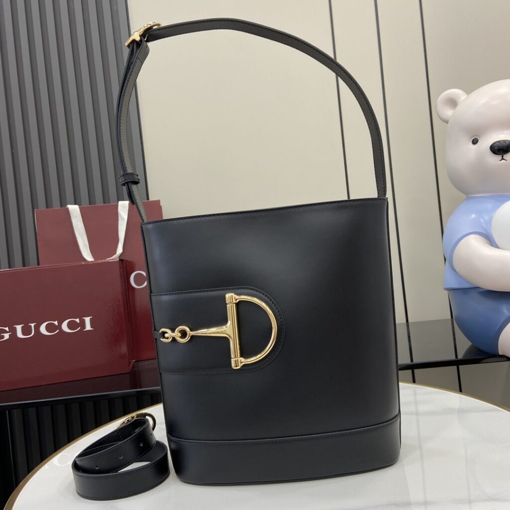 Gucci-73-Large Size-Black-833660