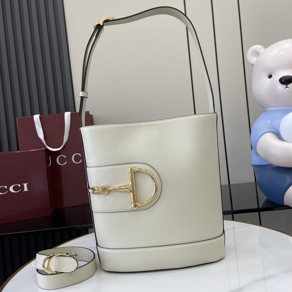 Gucci-73-Large Size-White-833660