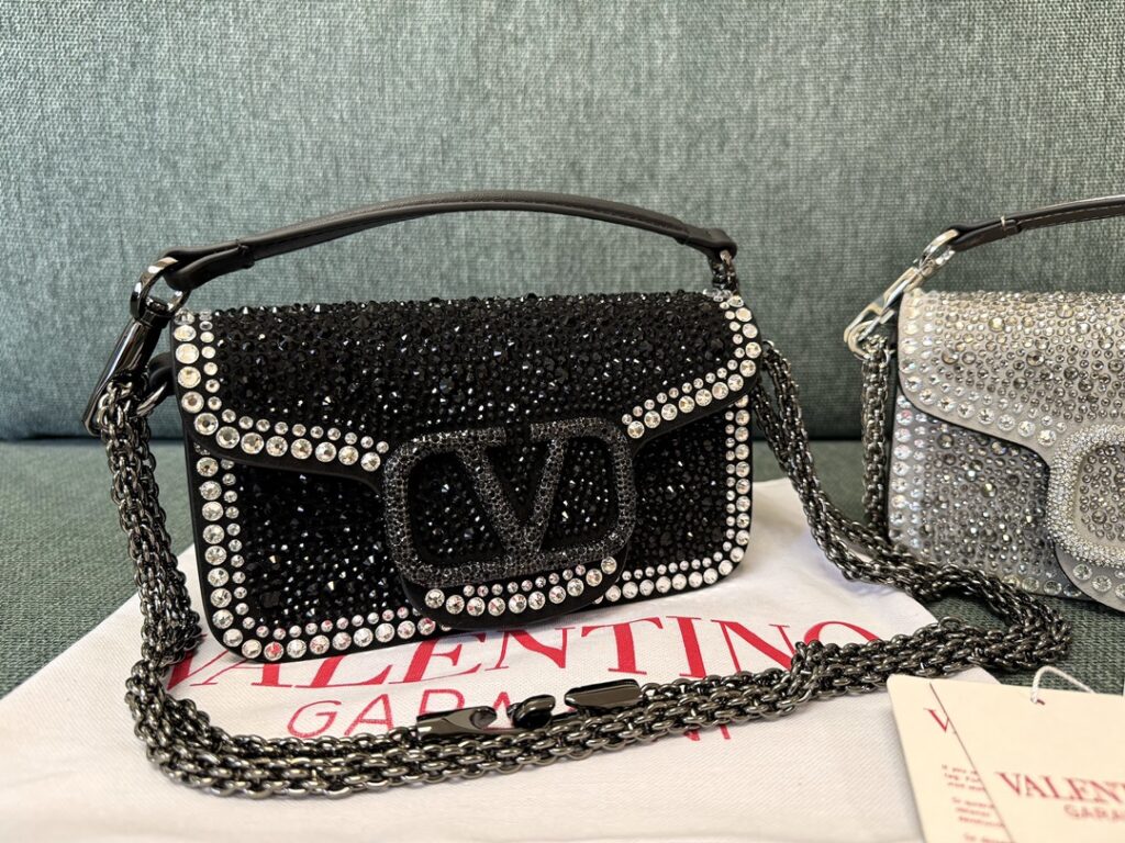 valentino-VLogo Signature-Black