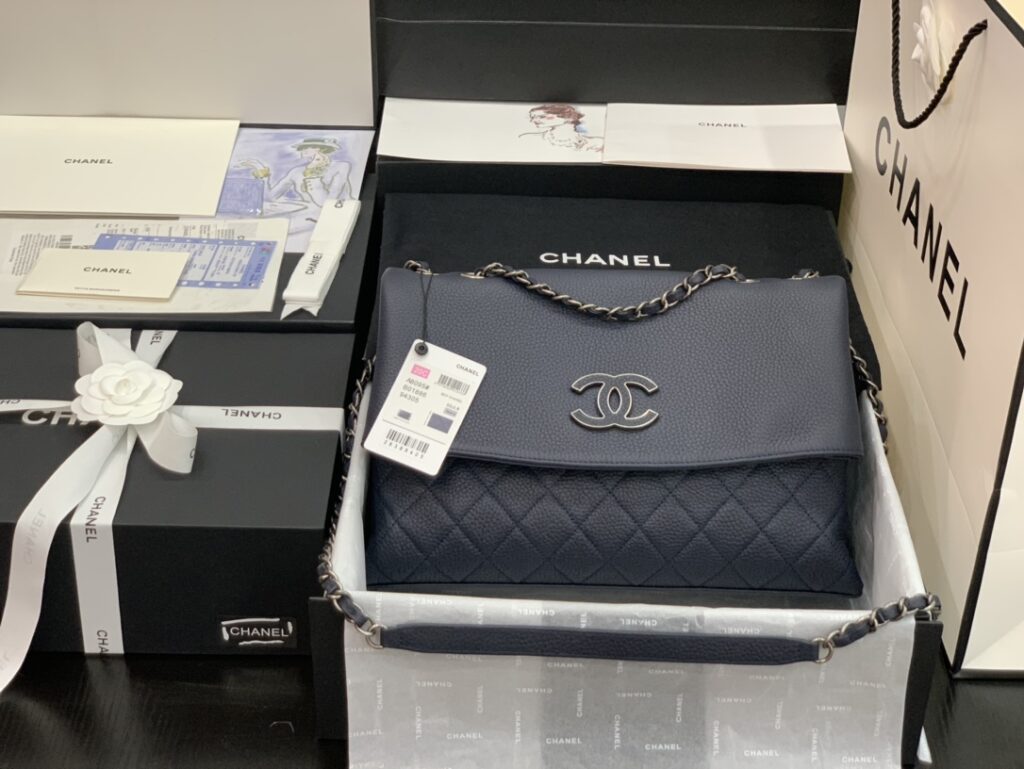 Chanel-8095-Navy blue