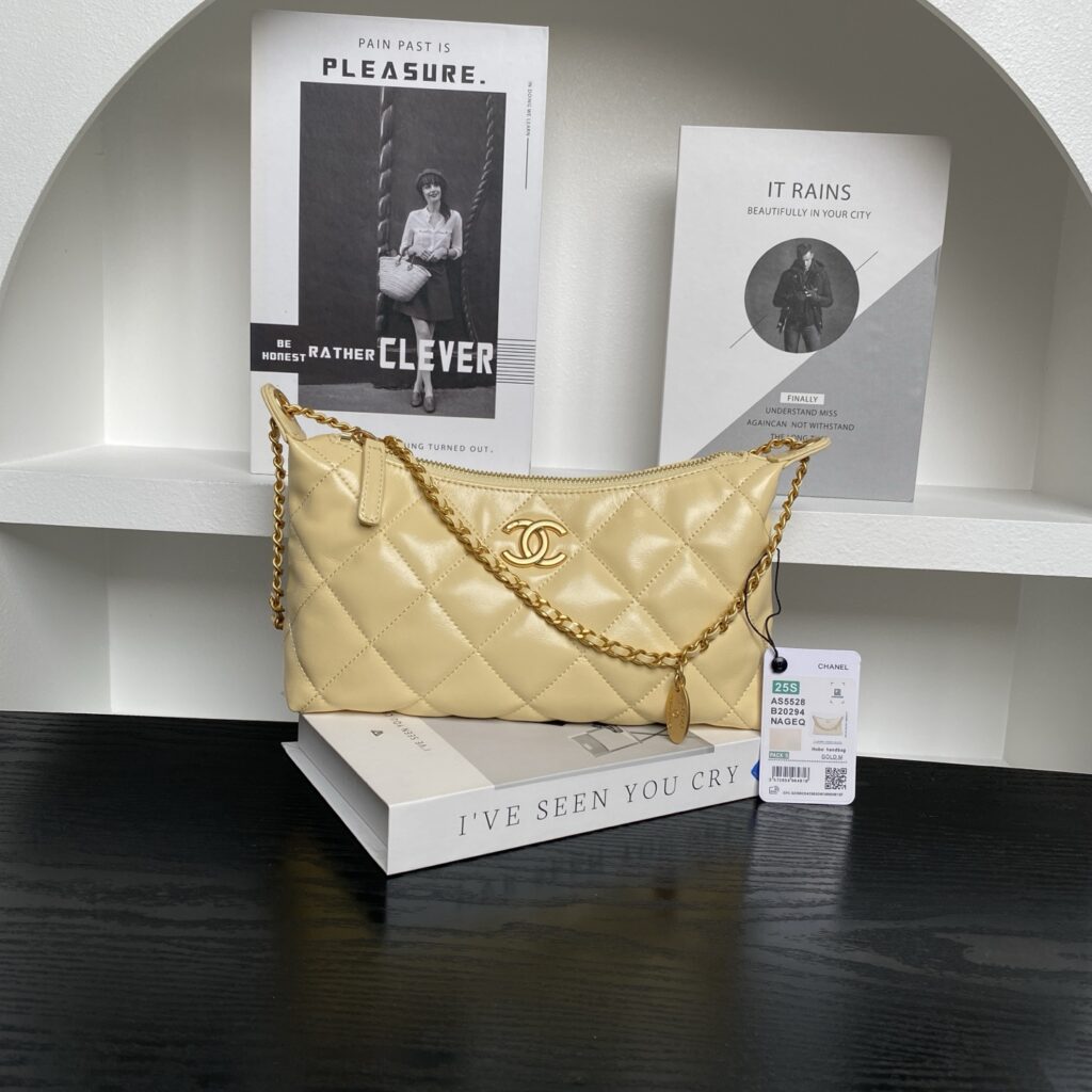 Chanel-25S-AS5528 -Yellow