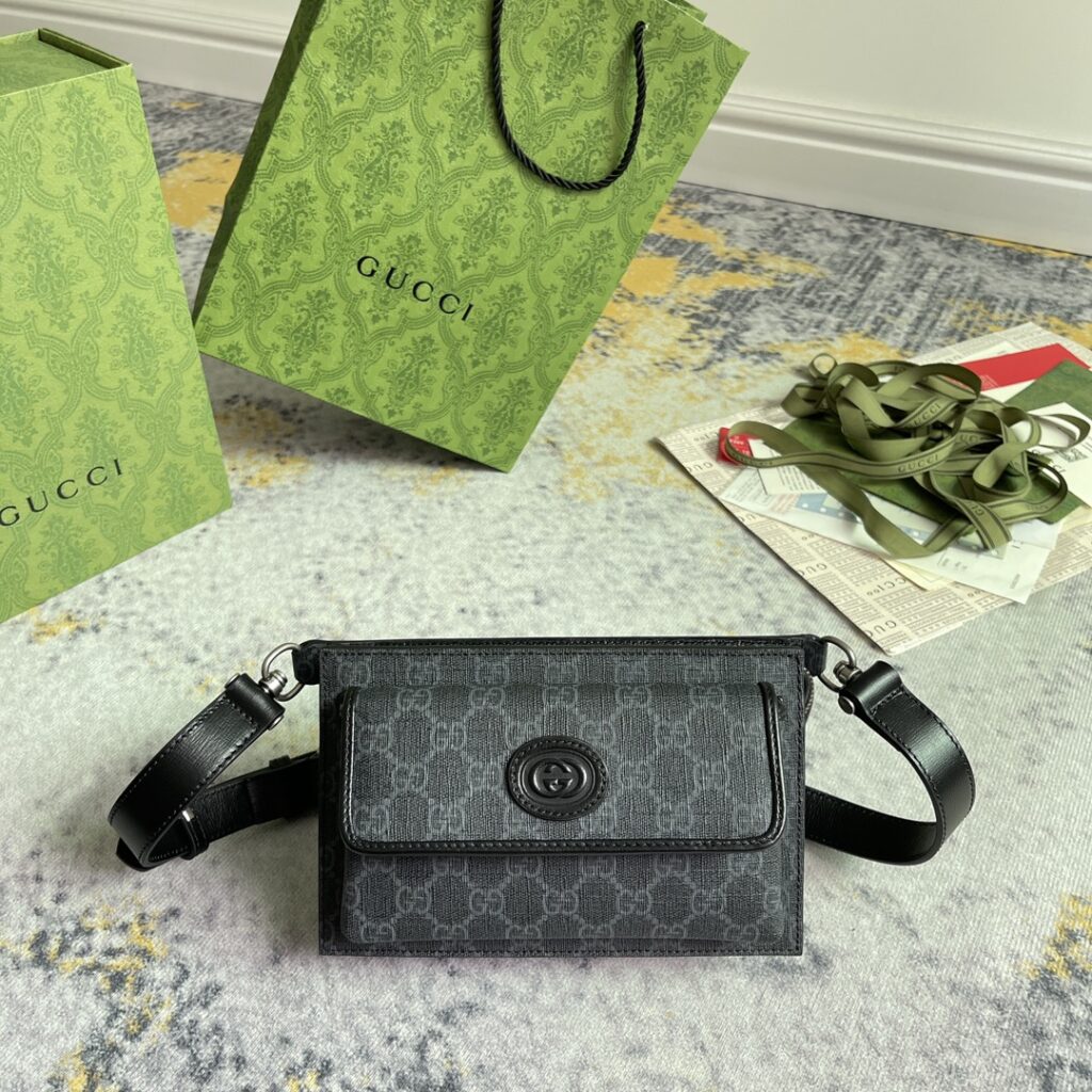 Gucci-Supreme-Fanny bag-Black-746300