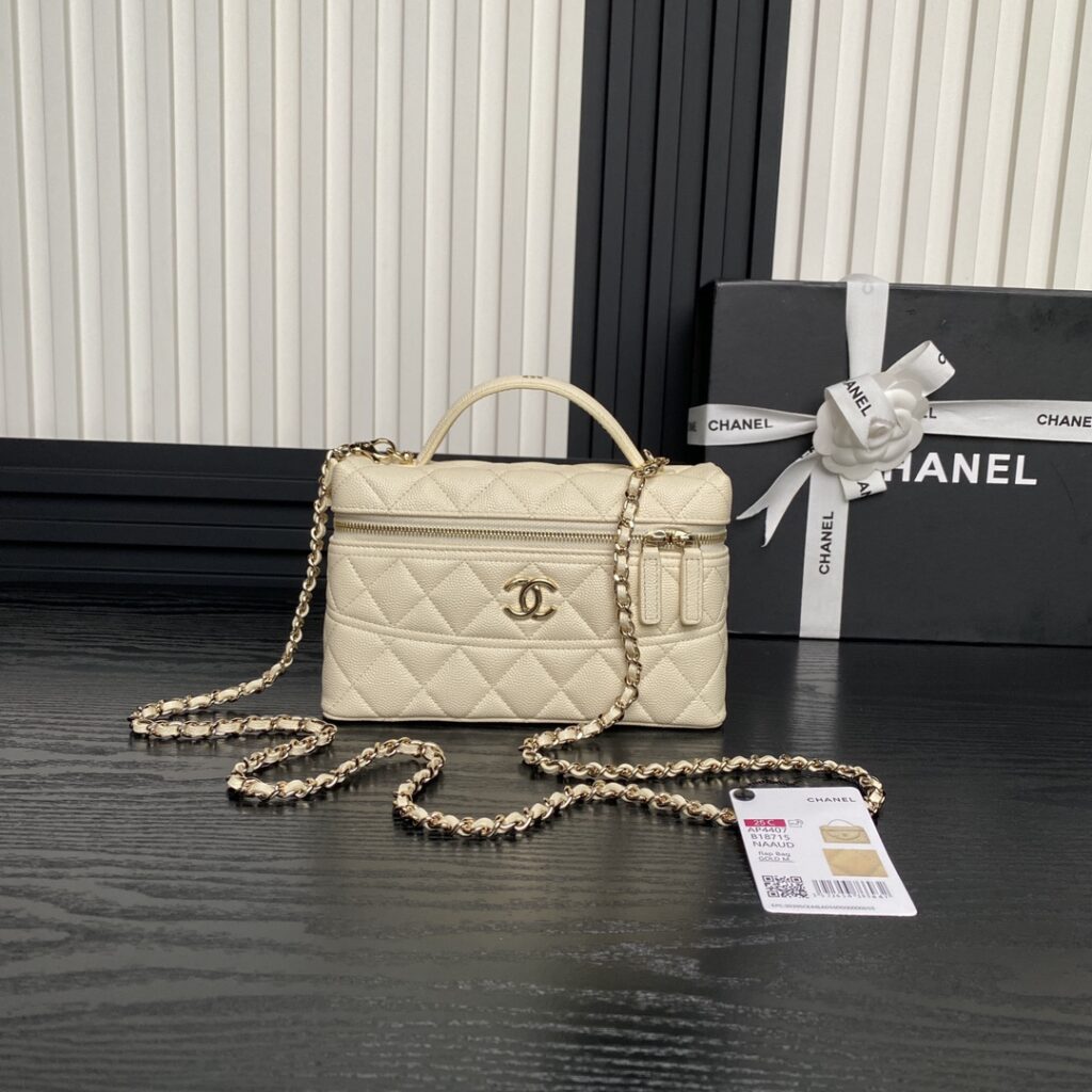 Chanel-25C-AP4407-Apricot