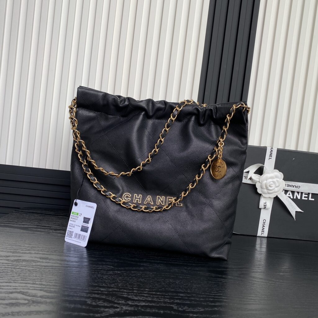 Chanel-22bag-AS3260-Black