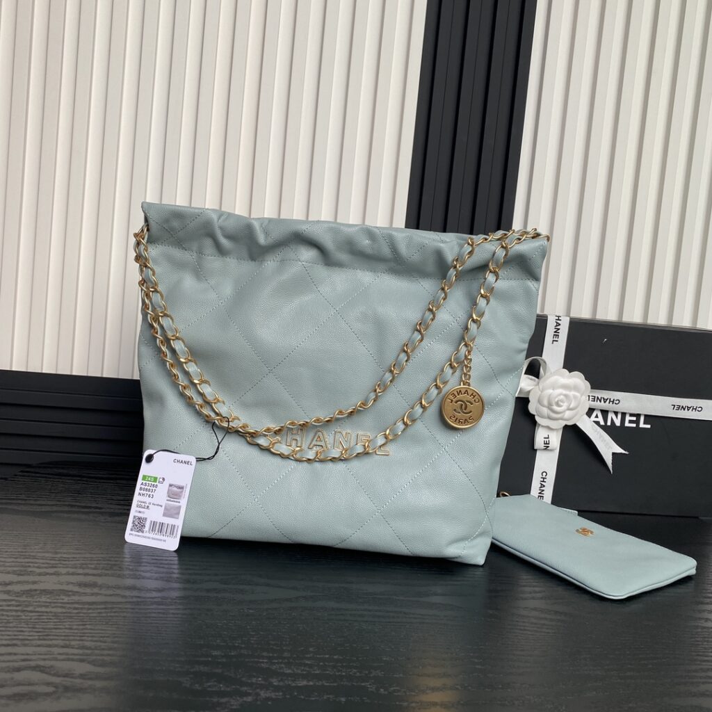 Chanel-22bag-AS3260-Blue