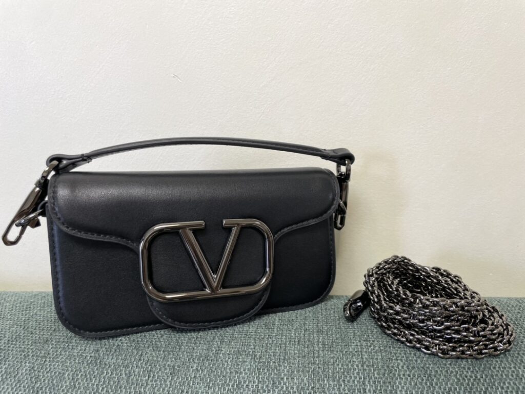 Valentino-Garavani MINILOC-Black