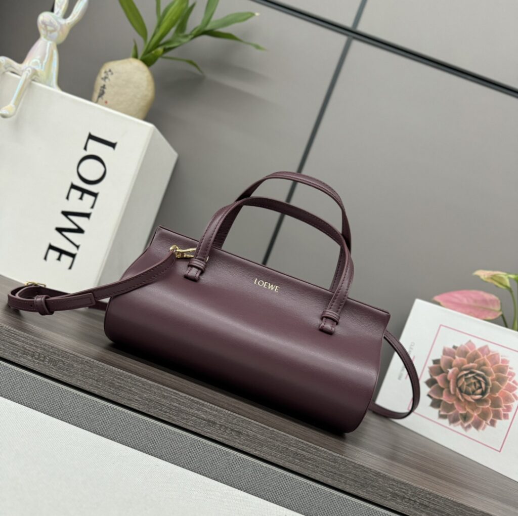 LOEWE-Round-Burgundy