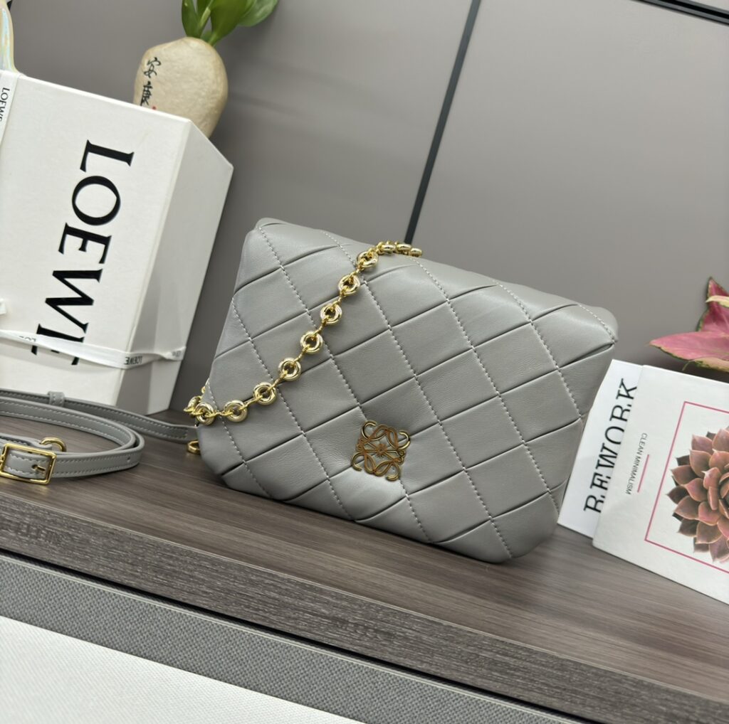 LOEWE-Puffer Goya-Grey