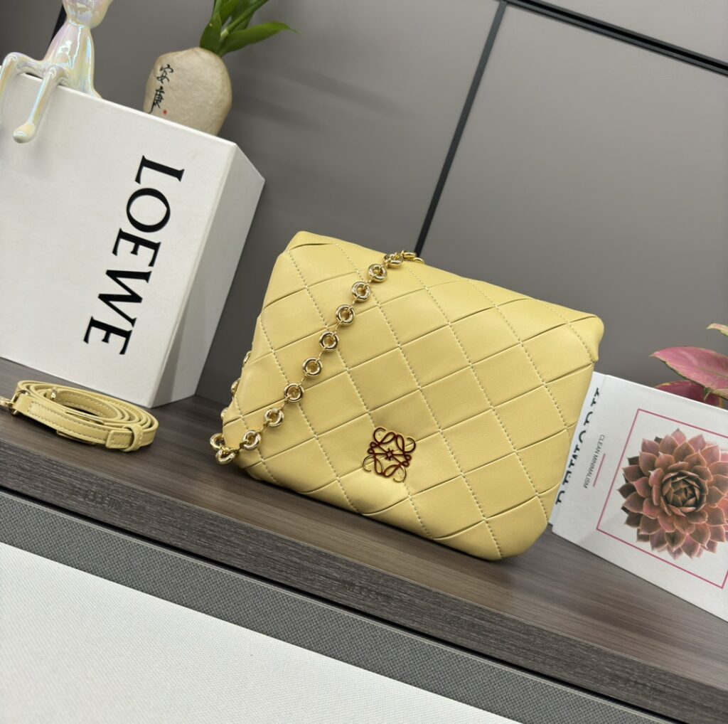 LOEWE-Puffer Goya-Yellow