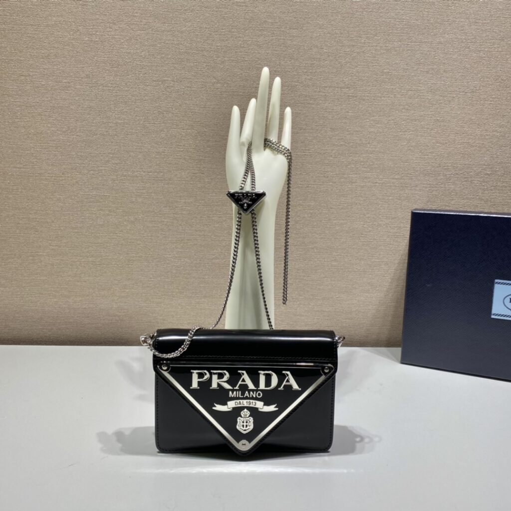 Prada-Brushed leather shoulder bag-Black-1BH189