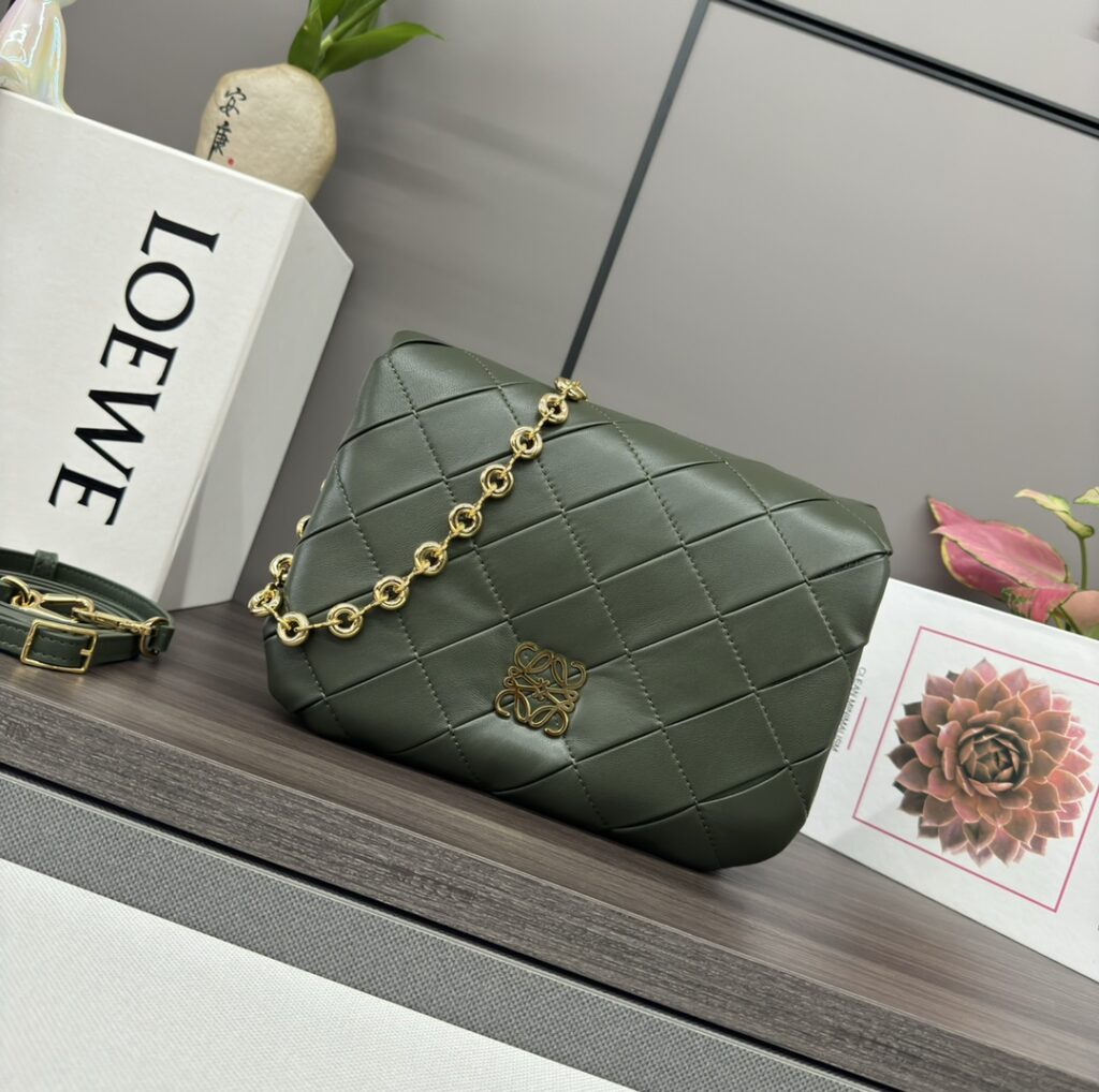 LOEWE- Puffer Goya-Green